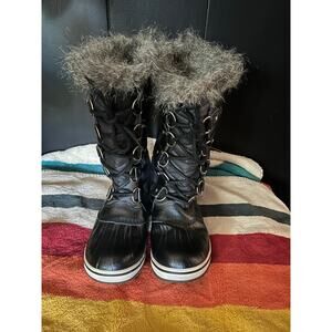 Sorel Faux Fur Lined Boots 8.5 Snow Winter Cabincore Bonfire Cozy Comfort